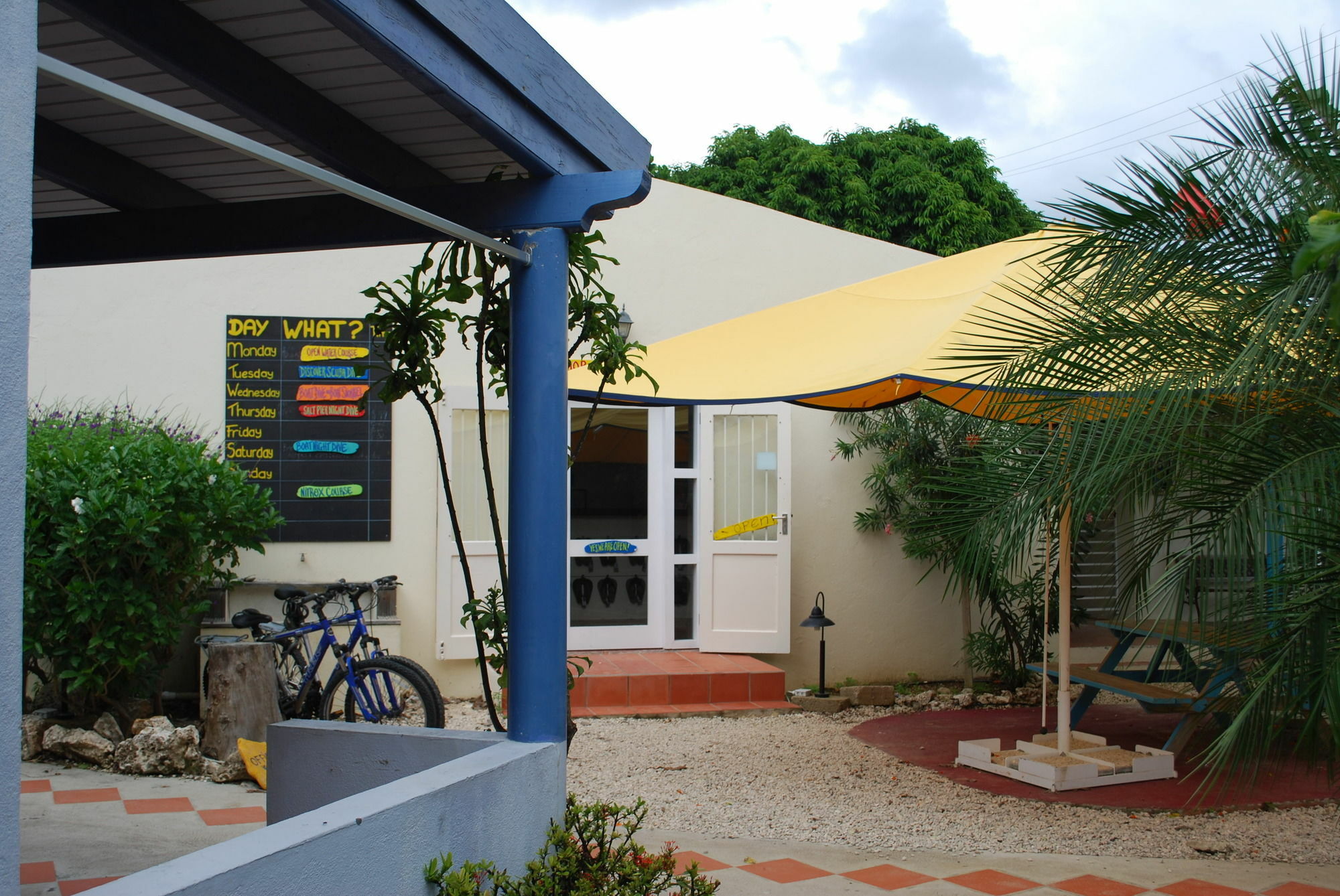 אפרטהוטל Caribbean Club Bonaire מראה חיצוני תמונה