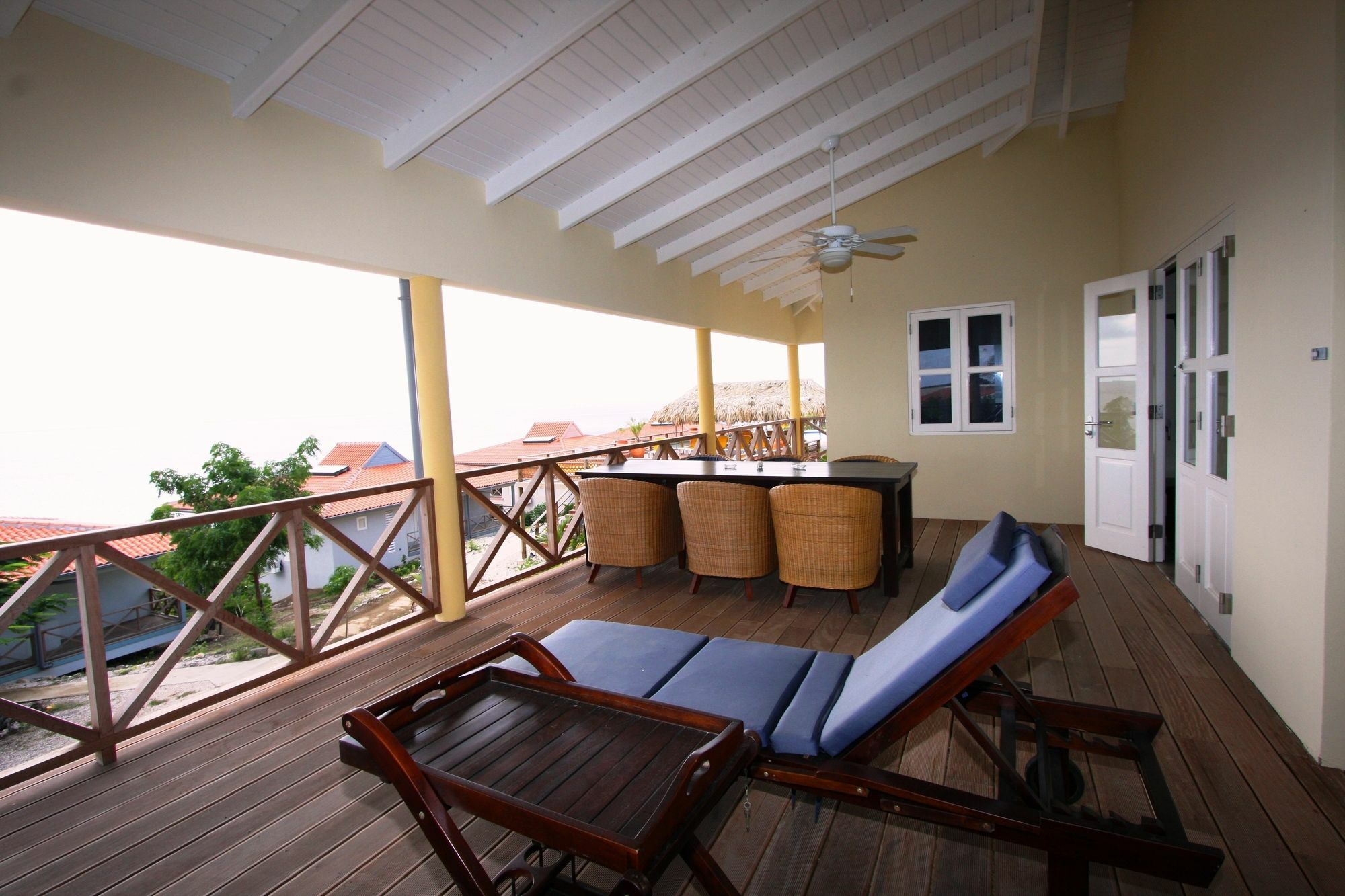 אפרטהוטל Caribbean Club Bonaire מראה חיצוני תמונה