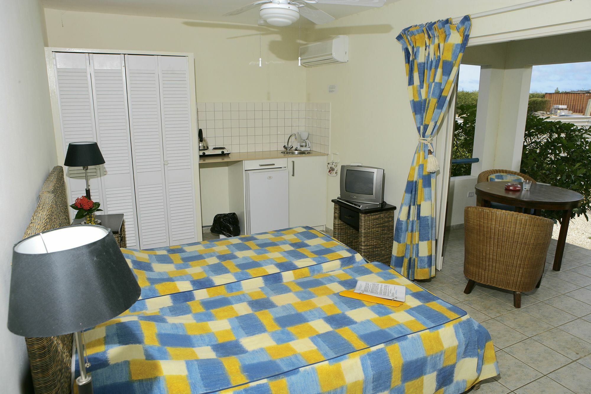 אפרטהוטל Caribbean Club Bonaire מראה חיצוני תמונה